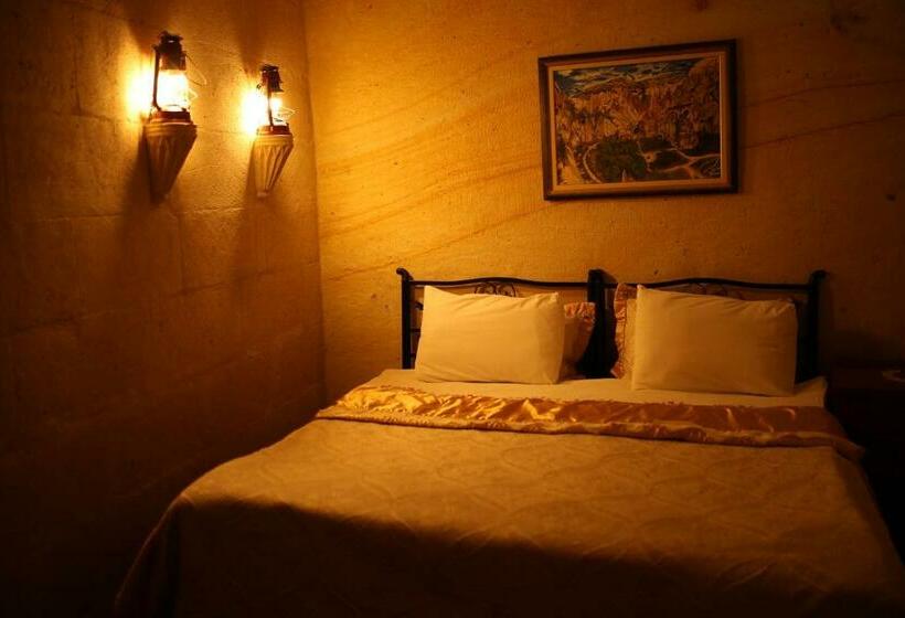 家庭套房, Antik Cave House