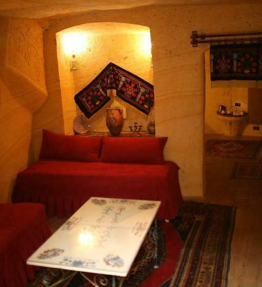 家庭套房, Antik Cave House