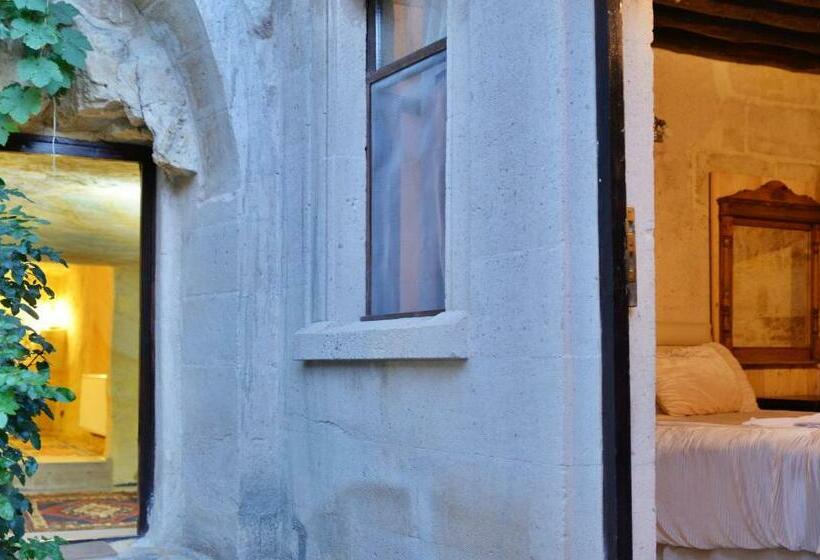 标准间, Antik Cave House