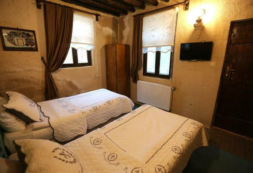 Номер Стандарт, Antik Cave House