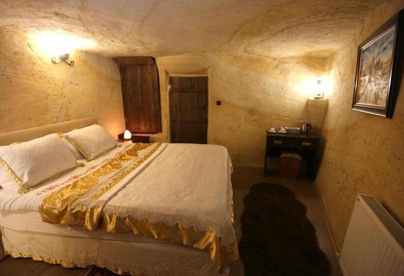 家庭套房, Antik Cave House