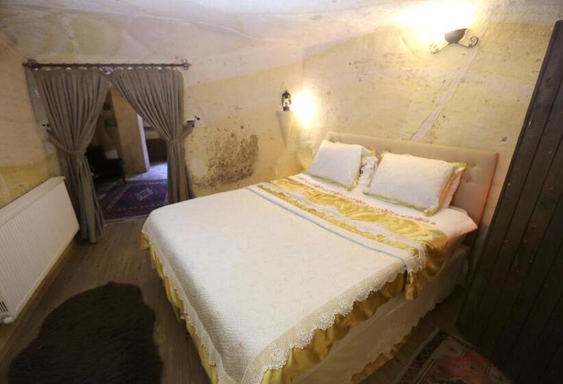 家庭套房, Antik Cave House