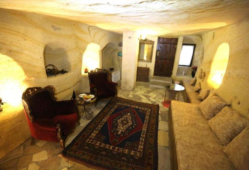 家庭套房, Antik Cave House