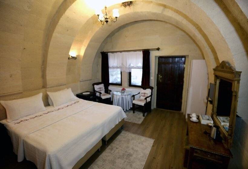 标准间, Antik Cave House