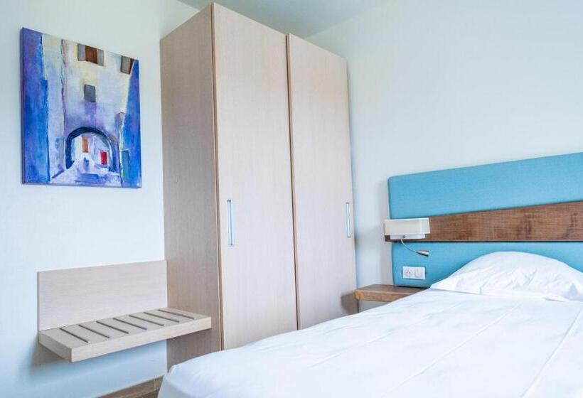 Номер Стандарт, Hôtel & Restaurant Les Mouettes