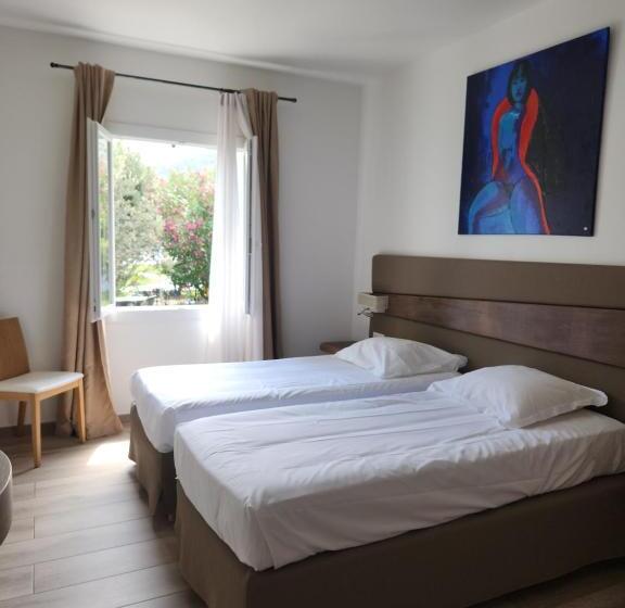 Номер Стандарт, Hôtel & Restaurant Les Mouettes