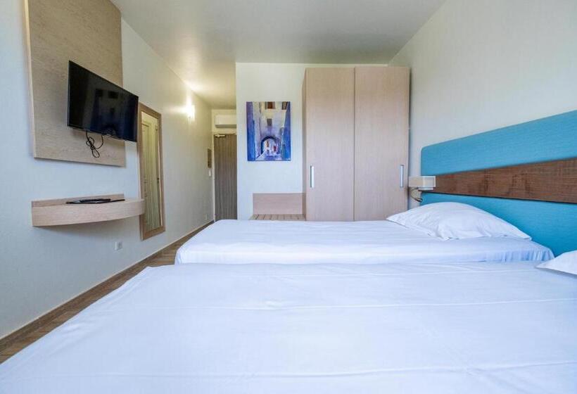 Номер Стандарт, Hôtel & Restaurant Les Mouettes