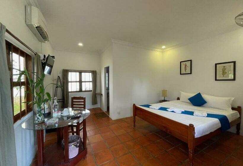 غرفة قياسية, Kep Lodge