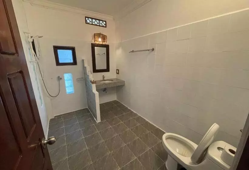 اتاق استاندارد با بالکن, Kep Lodge