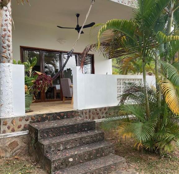 غرفة ديلوكس, Kep Lodge