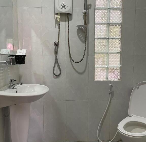 جناح عائلي, Kep Lodge