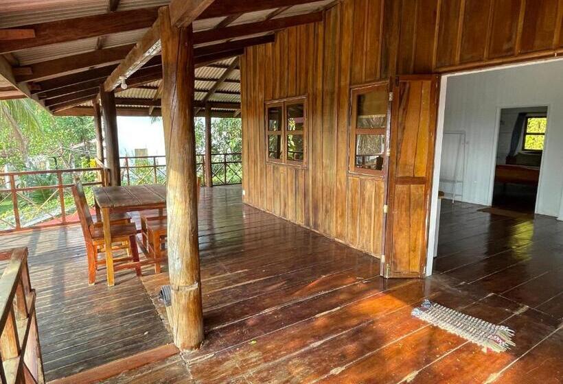 بنجلو عائلى, Kep Lodge