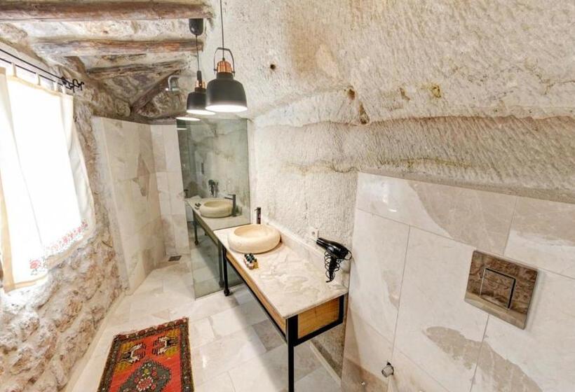 اتاق استاندارد, Panoramic Cave Hotel & Spa