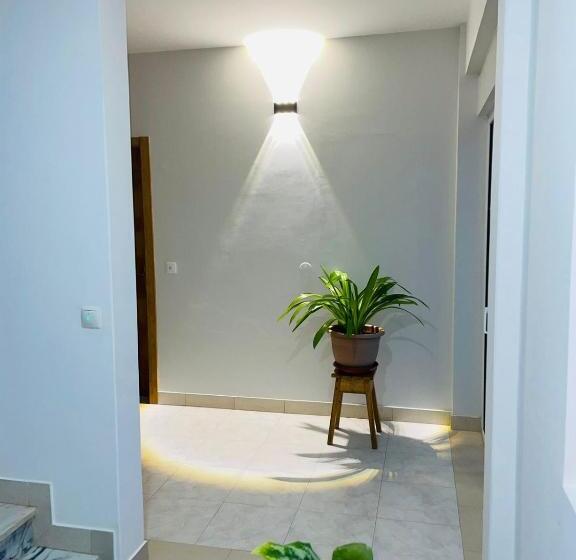 Camera Standard, Residencial Sol Point Art