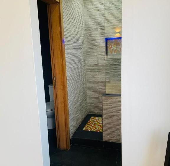 Camera Standard, Residencial Sol Point Art