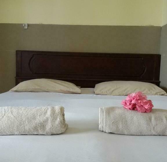 이코노미 룸, Syifa Homestay