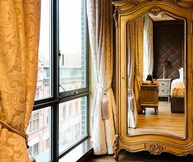 장애인용 디럭스룸, The Shankly