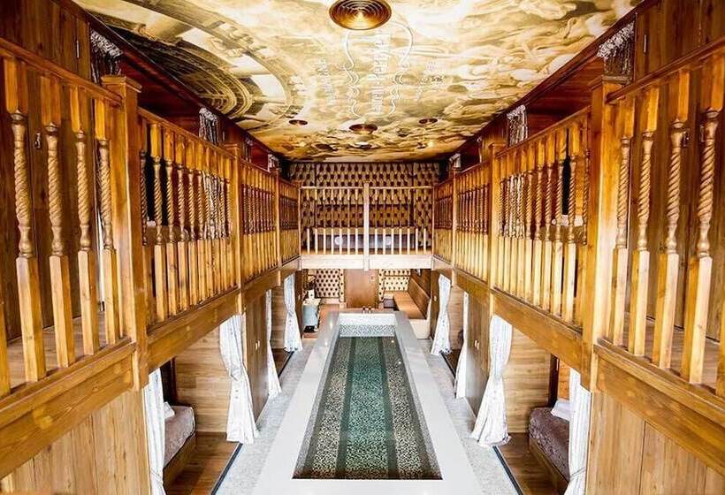 스탠다드 룸, The Shankly