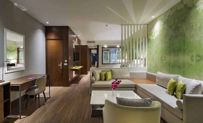 패밀리 스위트, Trendy Lara