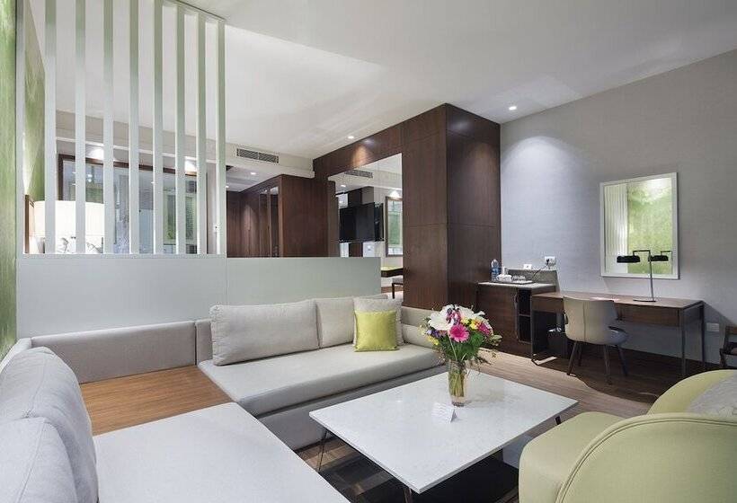 패밀리 스위트, Trendy Lara