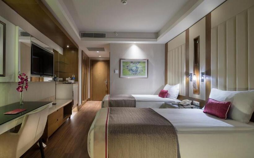 스탠다드 룸 측면 바다 전망, Trendy Lara