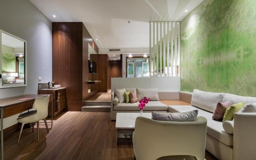 풀장 전망 스위트, Trendy Lara