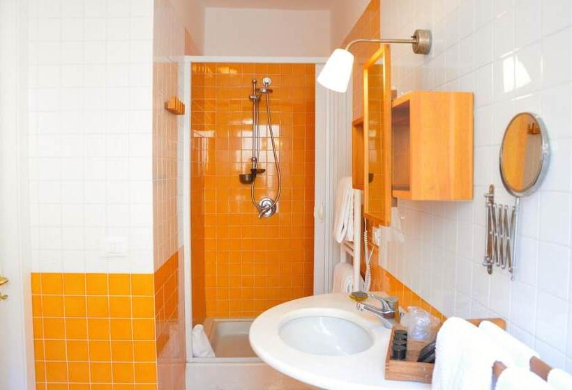 ドゥプレックスルーム, Sorrento Guest House