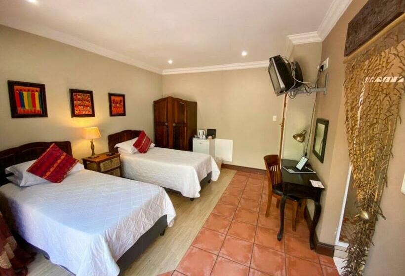 اتاق اکونومی, Green Valley Lodge