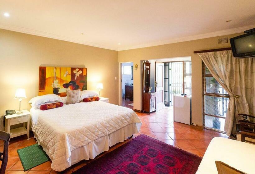 سوییت خانوادگی, Green Valley Lodge