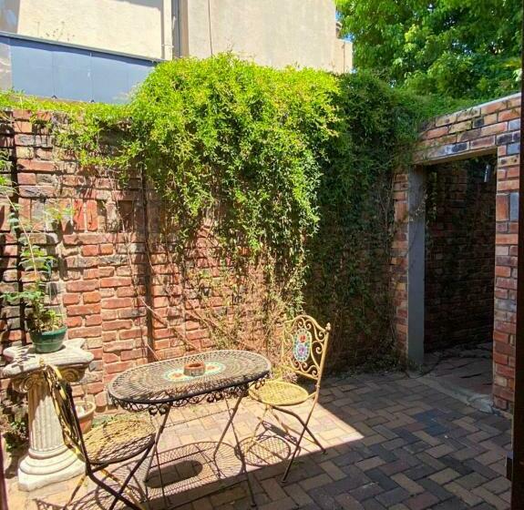 اتاق اکونومی, Green Valley Lodge