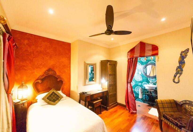 اتاق استاندارد یک نفره, Green Valley Lodge