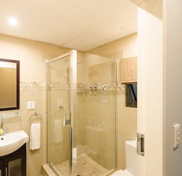 اتاق استاندارد, Green Valley Lodge