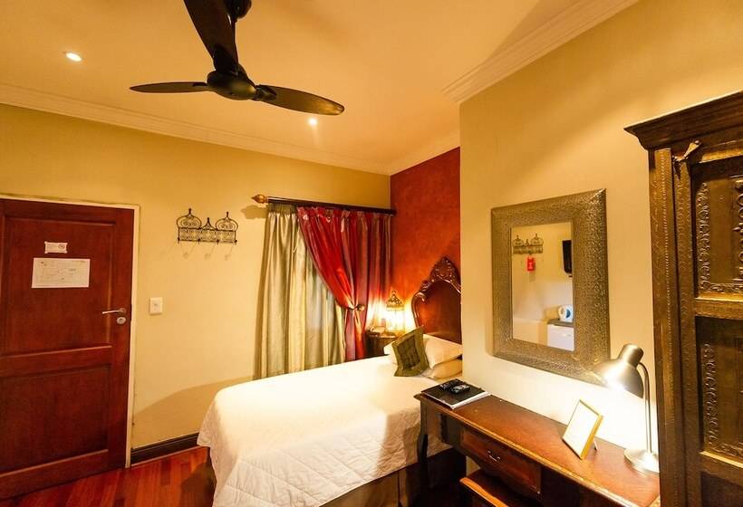 اتاق استاندارد یک نفره, Green Valley Lodge