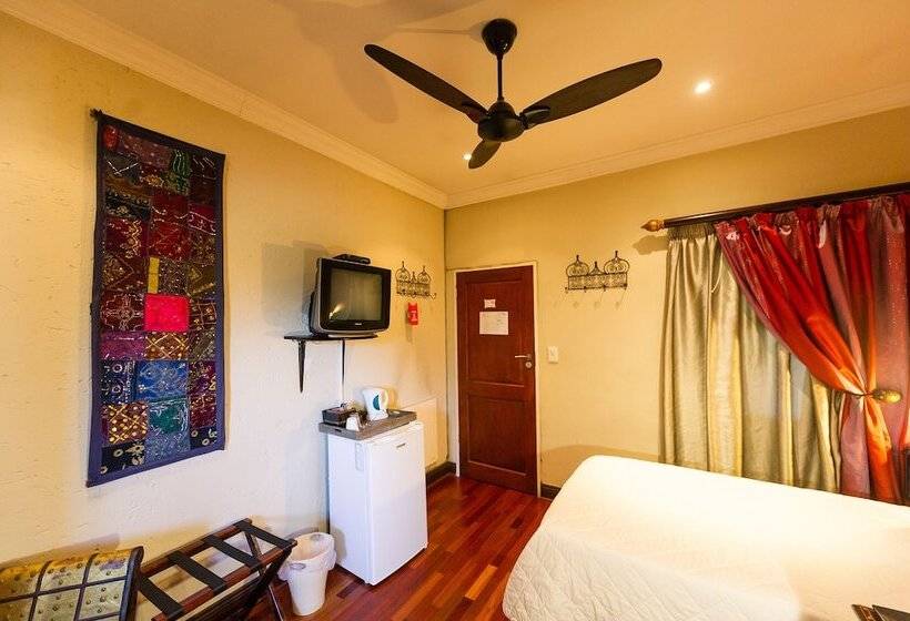 اتاق استاندارد یک نفره, Green Valley Lodge