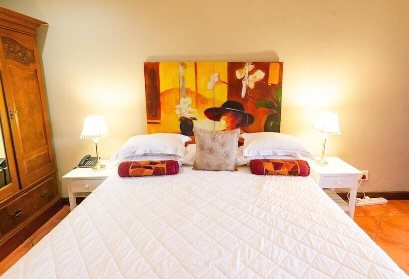 اتاق اکونومی, Green Valley Lodge