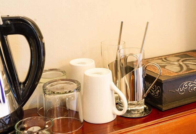 اتاق لوکس, Green Valley Lodge