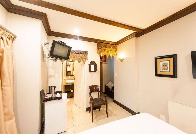 اتاق لوکس, Green Valley Lodge