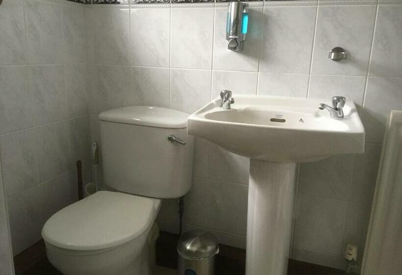 スタンダードルーム, Grove House Guest House