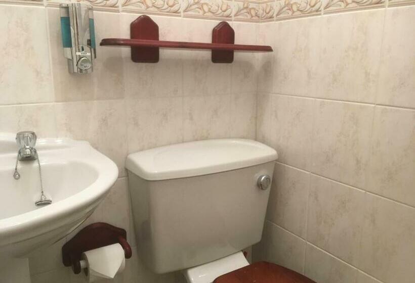 スタンダードルーム, Grove House Guest House