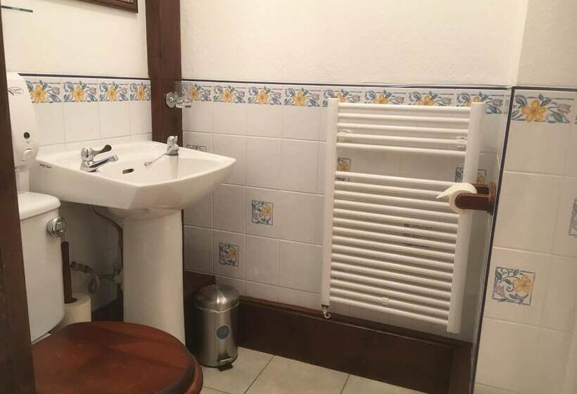 スタンダードルーム, Grove House Guest House