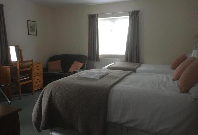 スタンダードトリプルルーム, Grove House Guest House