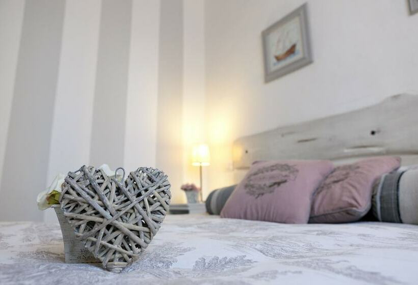 Superior Room, Il Borgo Di Genova