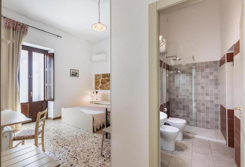 标准三人间, Morfeo Charming Rooms & Relax