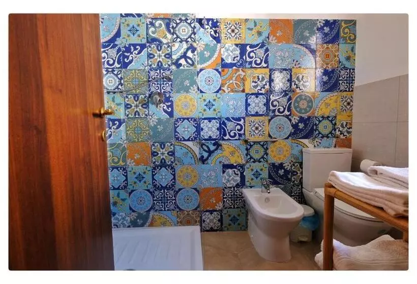 اتاق استاندارد با چشم‌انداز استخر, Morfeo Charming Rooms & Relax