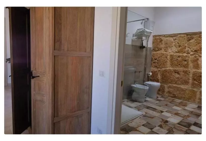 اتاق لوکس چهار تخته, Morfeo Charming Rooms & Relax