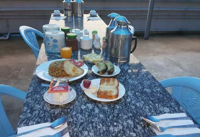 اتاق سوپریور, Red Dragon Hotel Hsipaw