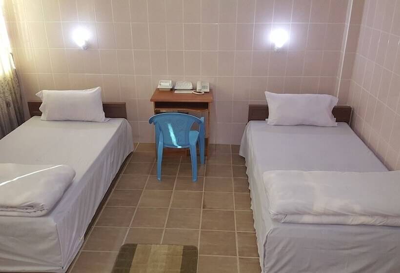 اتاق سوپریور, Red Dragon Hotel Hsipaw