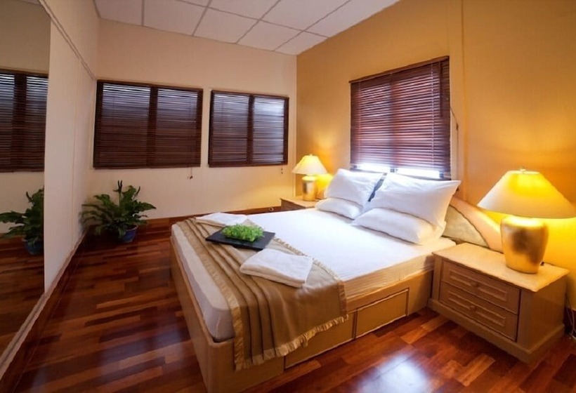 חדר סופריור עם מיטת קינג, Red Inn Cabana