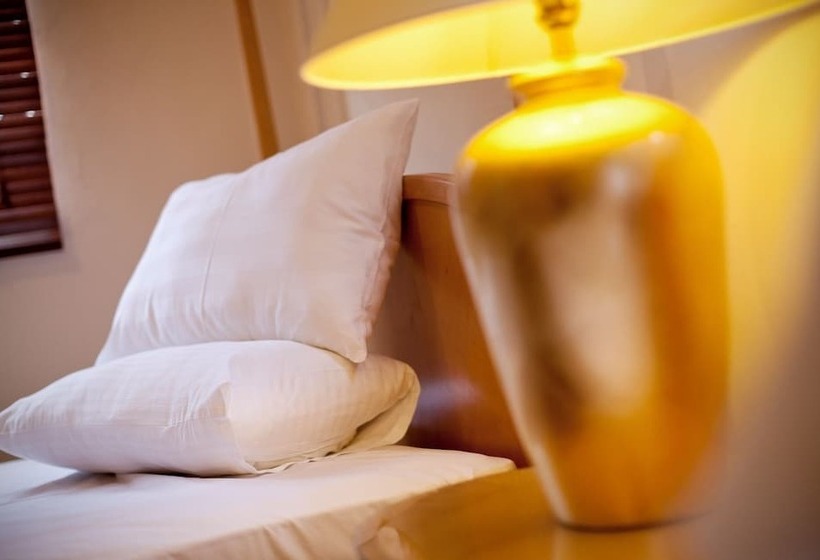 חדר סופריור עם מיטת קינג, Red Inn Cabana