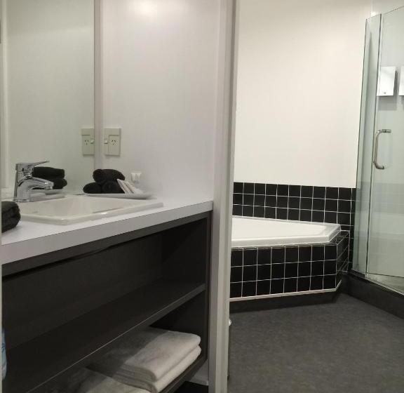 带2个卧室的套房, Asure Destiny On Fitzherbert Motel